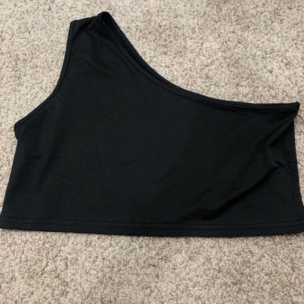 One Shoulder Crop